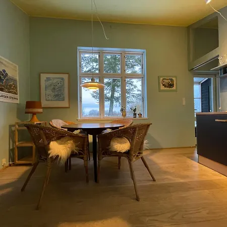 Agerdal - Dejligt Hus Midt I Og Have Nykobing Mors