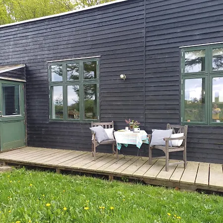 Lantgård Agerdal - Dejligt Hus Midt I Mark Og Have